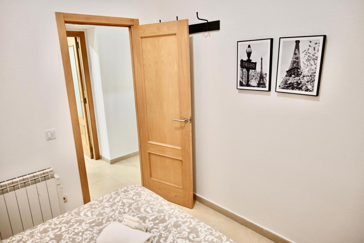 For You Rentals Centrico Apartamento Temporal En La Calle Infanta Inf1A マドリード エクステリア 写真