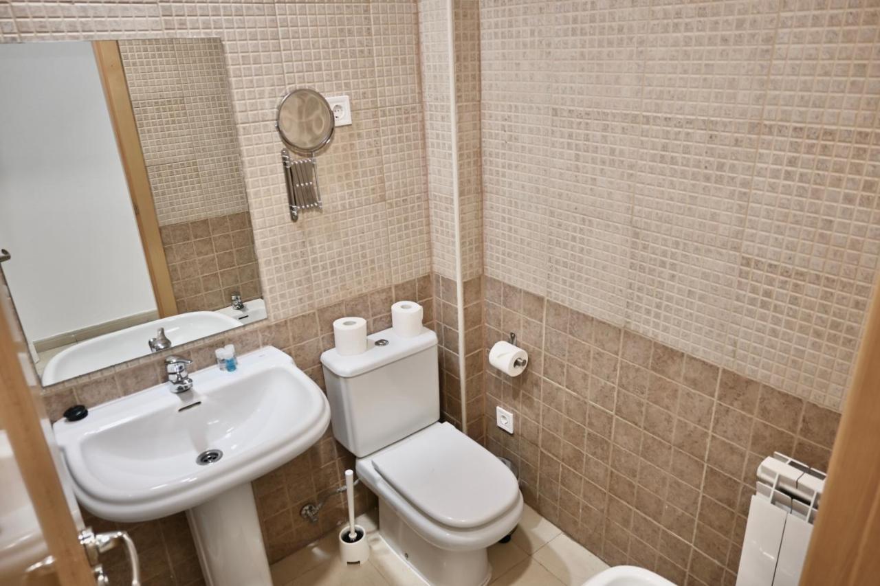 For You Rentals Centrico Apartamento Temporal En La Calle Infanta Inf1A マドリード エクステリア 写真